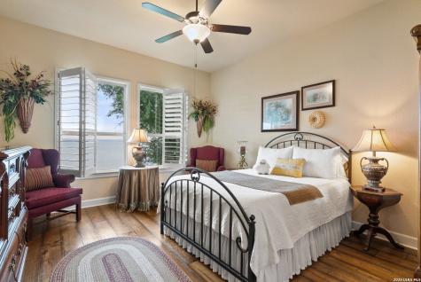 207 Emeralds Drive Burnet TX 78611
