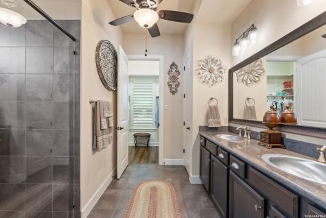 207 Emeralds Drive Burnet TX 78611