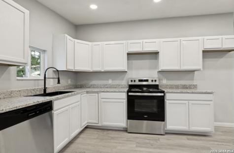7518 Sleepy Valley Drive San Antonio TX 78242