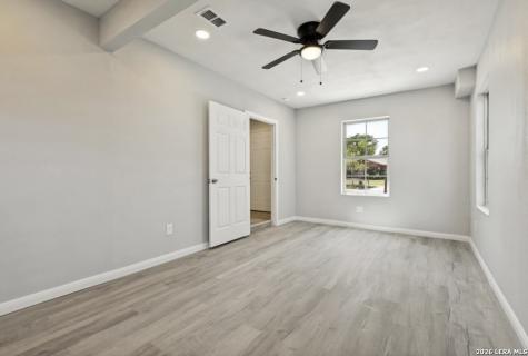 7518 Sleepy Valley Drive San Antonio TX 78242