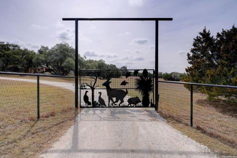 6573 Ranch Road 165 Blanco TX 78606