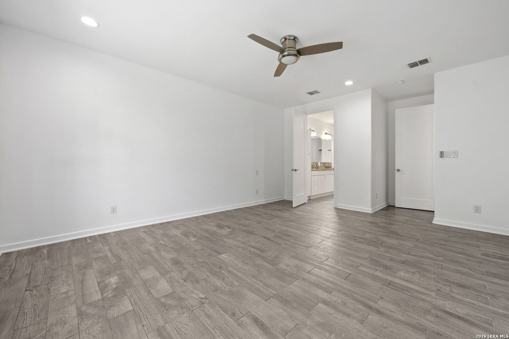 1303 Summerfield San Antonio TX 78258