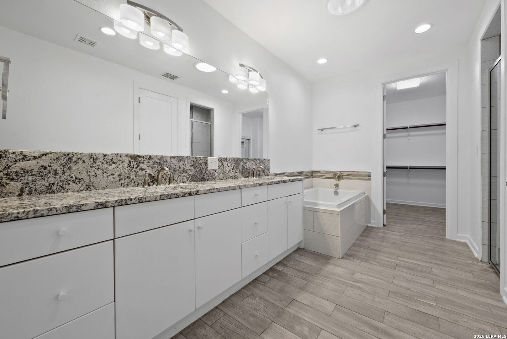 1303 Summerfield San Antonio TX 78258