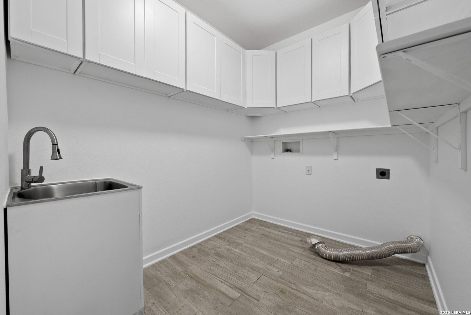 1303 Summerfield San Antonio TX 78258