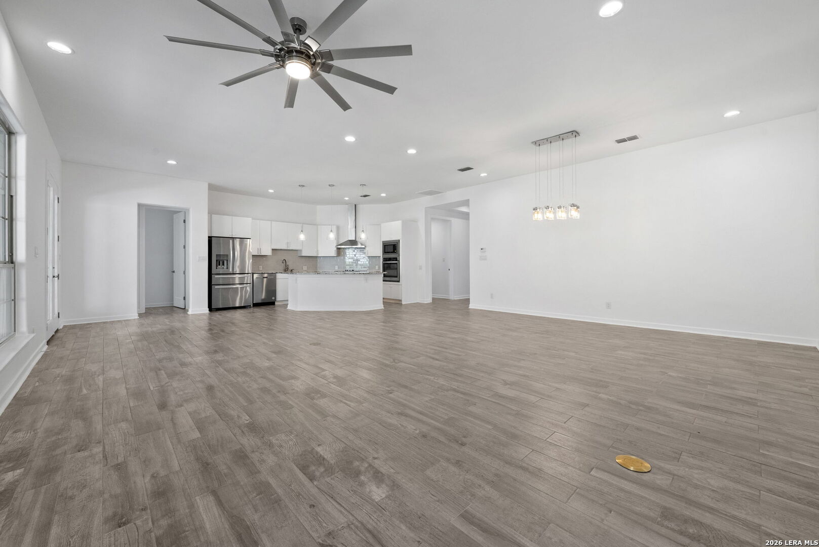 1303 Summerfield San Antonio TX 78258
