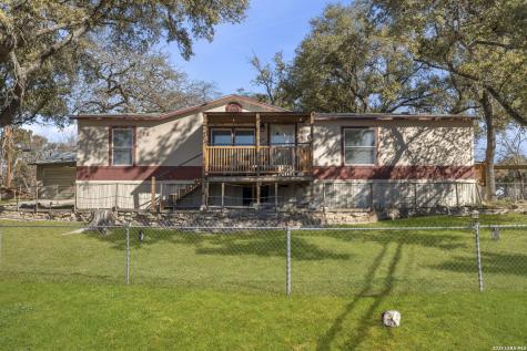 397 Ridgeview Canyon Lake TX 78133