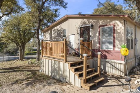 397 Ridgeview Canyon Lake TX 78133