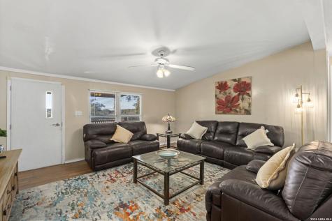 397 Ridgeview Canyon Lake TX 78133