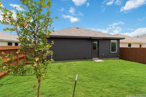 12563 Ivory Parkway Converse TX 78109
