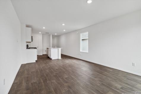 12563 Ivory Parkway Converse TX 78109