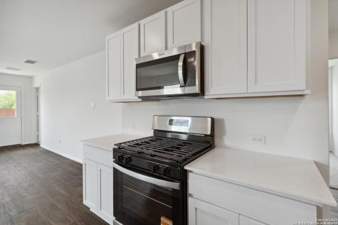 12563 Ivory Parkway Converse TX 78109