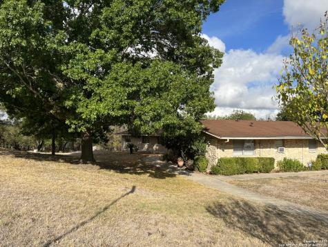 6534 Kings Crown W San Antonio TX 78233