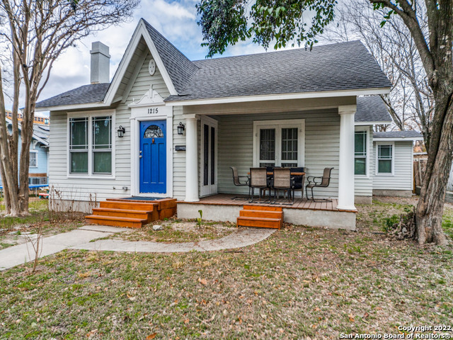 1215 W Mistletoe Avenue San Antonio TX 78201
