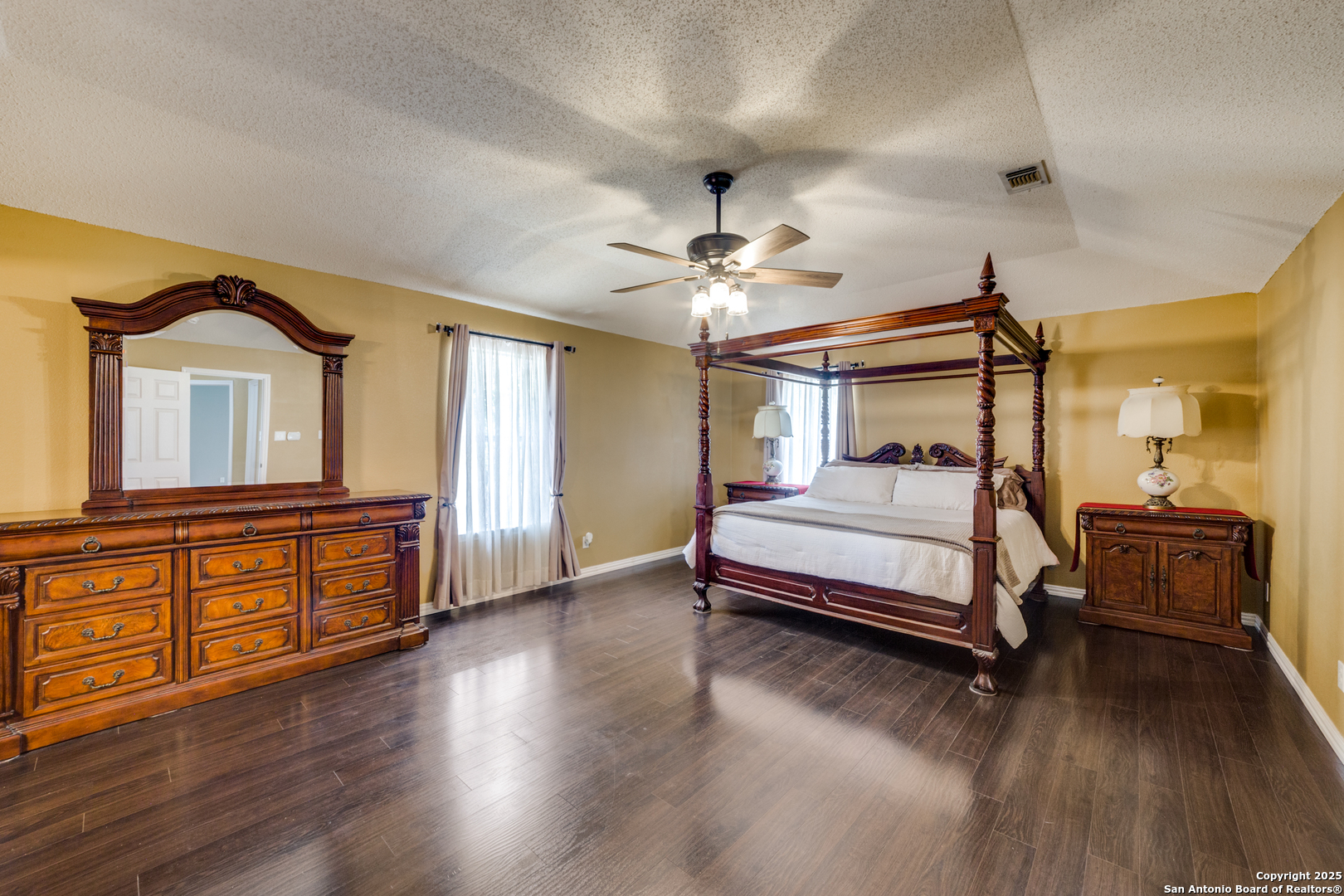 7711 Southerland San Antonio TX 78250