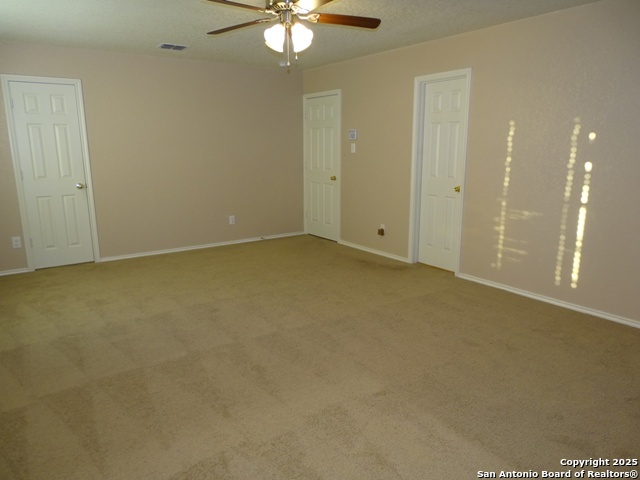 153 Hinge Chase Cibolo TX 78108