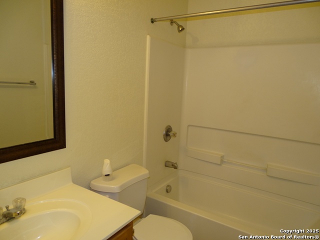 153 Hinge Chase Cibolo TX 78108