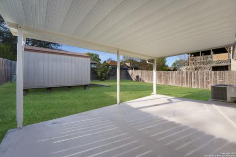 6630 Snow Meadow Converse TX 78109