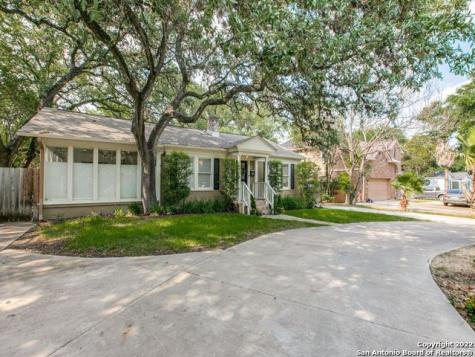 135 Claywell Drive Alamo Heights TX 78209