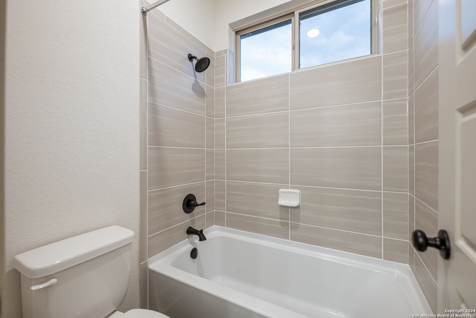 450 Vamanos Boerne TX 78006