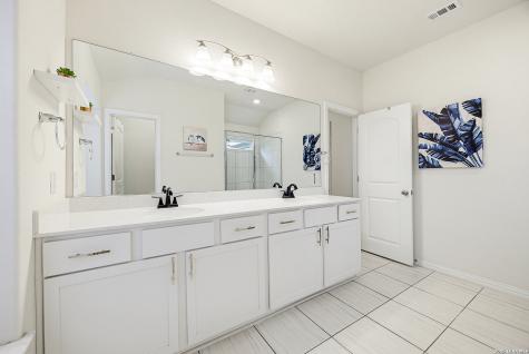 2055 Cowan Drive New Braunfels TX 78132