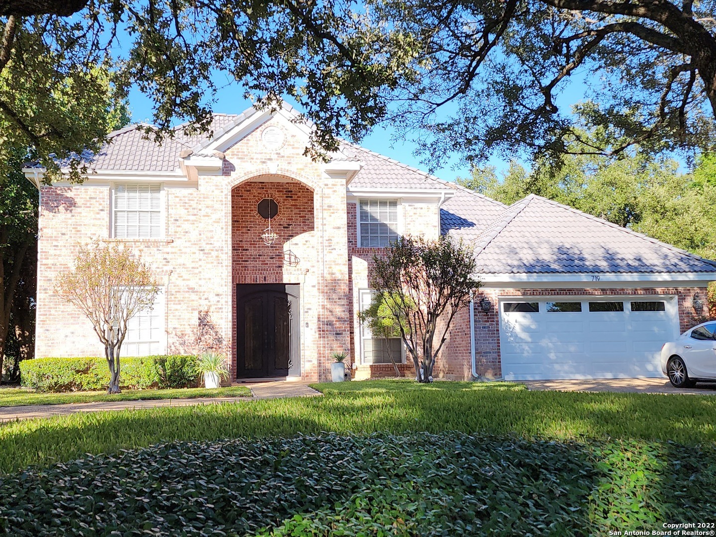 719 Lari Dawn San Antonio TX 78258