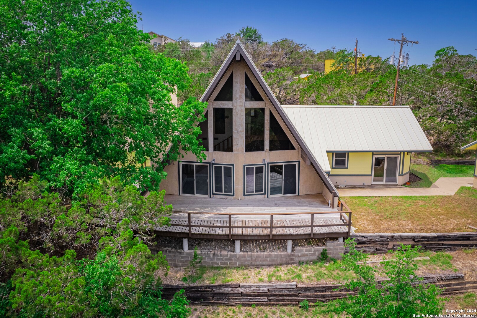 150 Sandy Lane Kerrville TX 78028