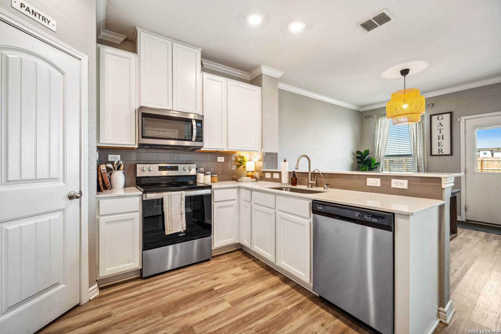 1953 Brook Bend New Braunfels TX 78130