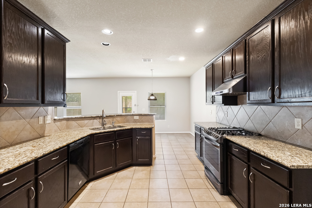 426 Tequila Ranch San Antonio TX 78245