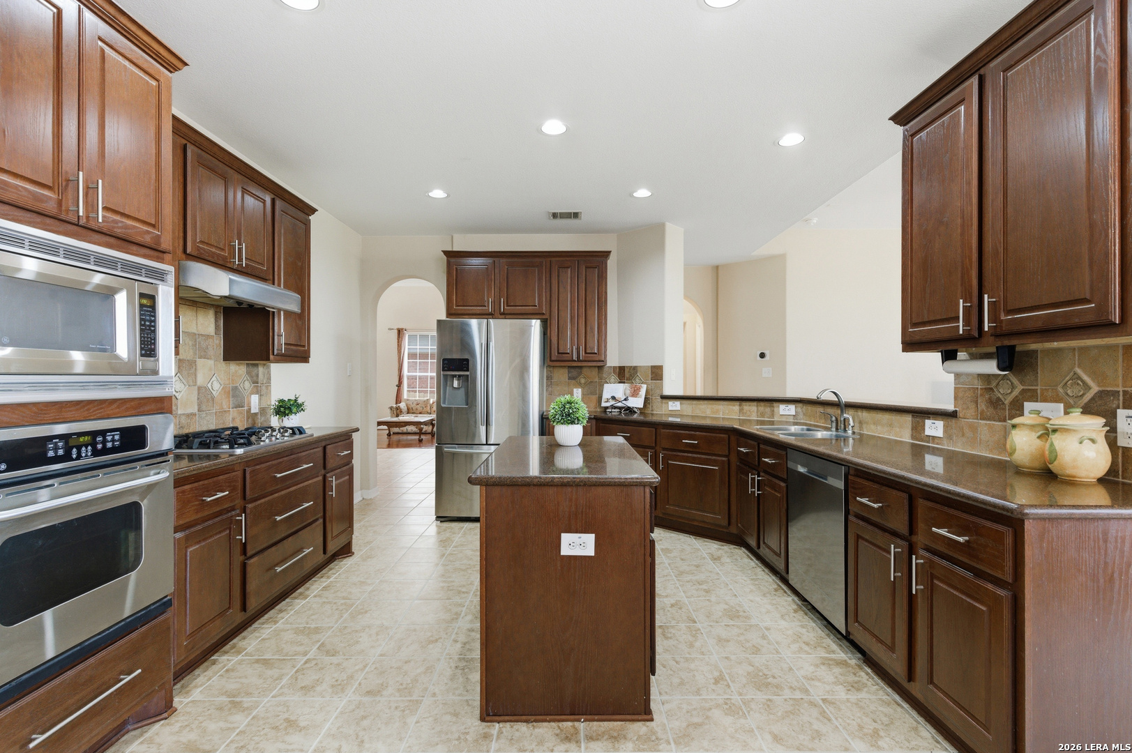 1763 Heavens Peak San Antonio TX 78258