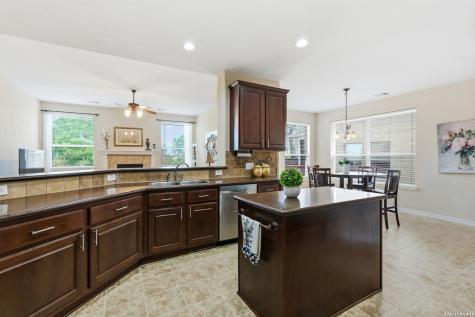 1763 Heavens Peak San Antonio TX 78258