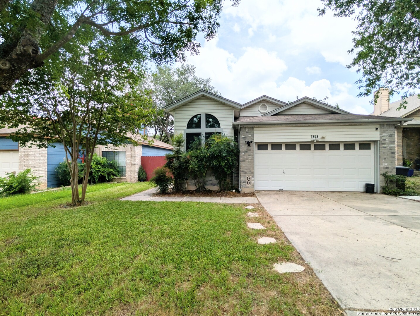 5858 Spring Green San Antonio TX 78247