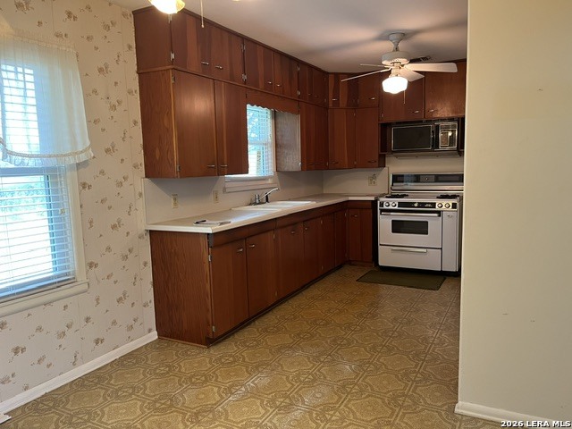 708 Sutton Pleasanton TX 78064