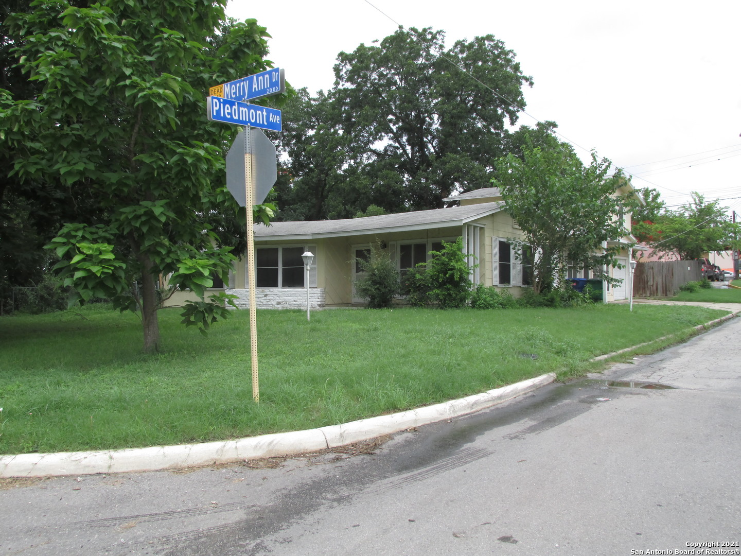 135 Merry Ann Drive San Antonio TX 78223