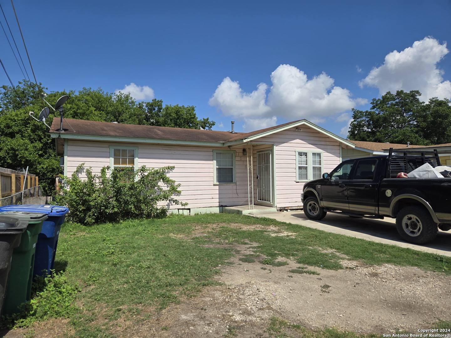 1515 Escalon Avenue San Antonio TX 78221