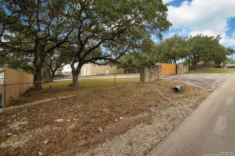 610 Tamarack Drive Canyon Lake TX 78133