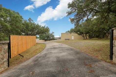 610 Tamarack Drive Canyon Lake TX 78133