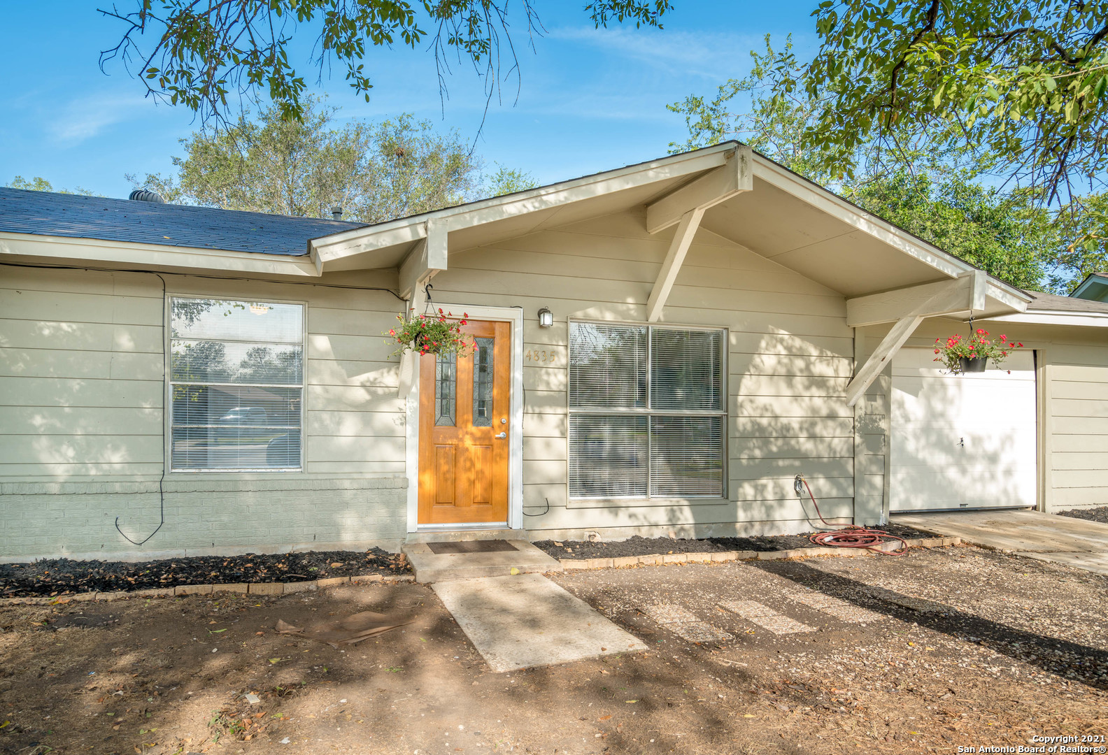 4835 Castle Inn San Antonio TX 78218