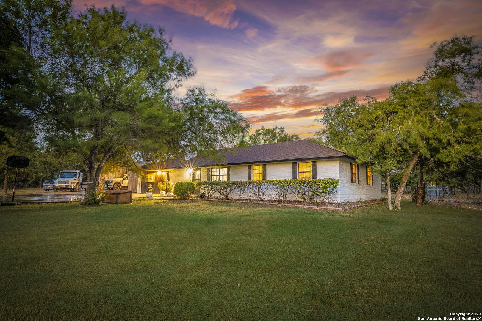 965 Spotted Horse Trail Dale TX 78616