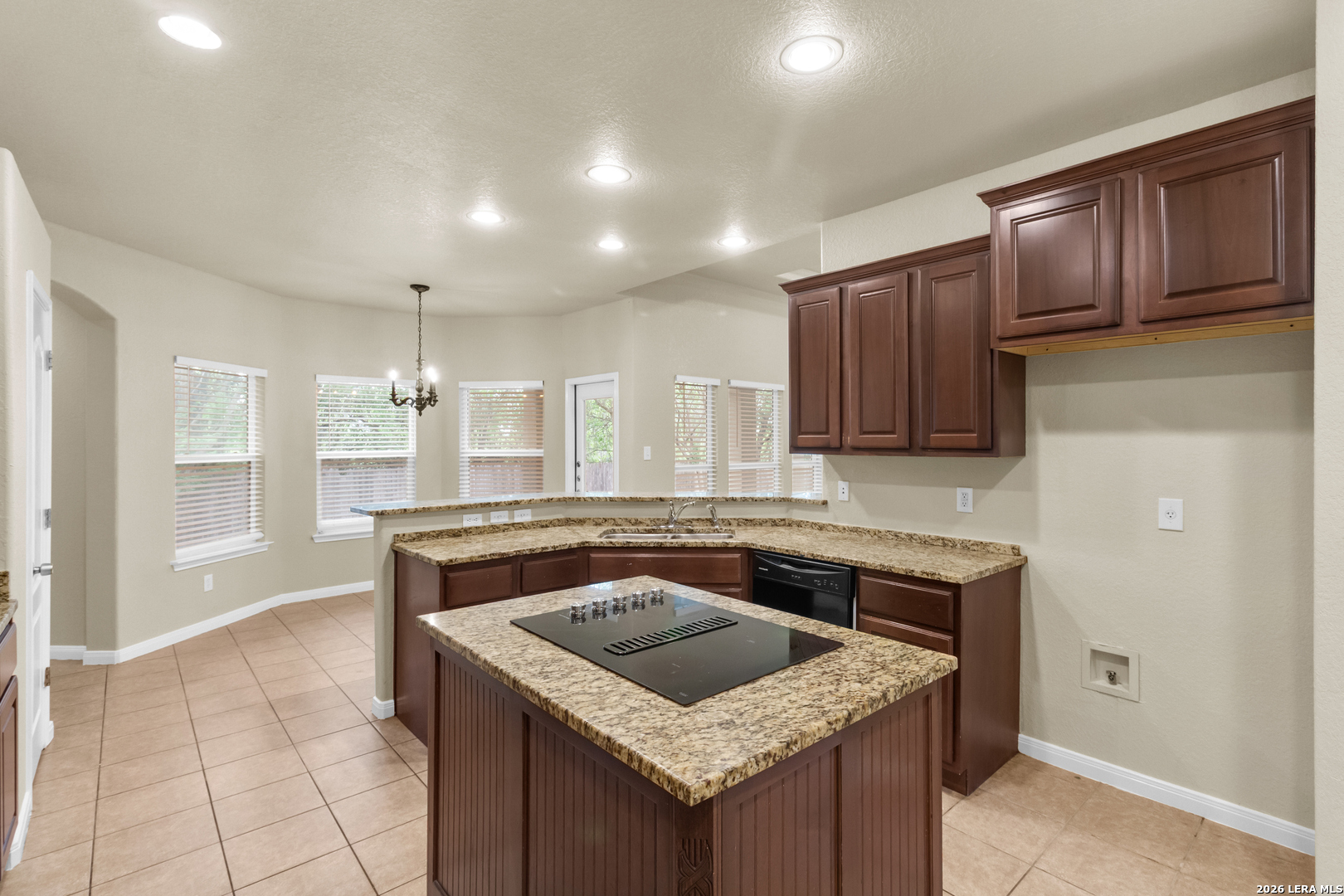 8015 Clyde Dent San Antonio TX 78250