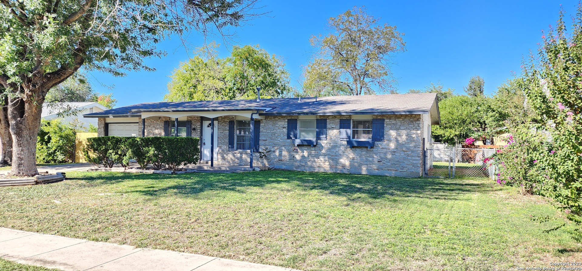 5007 Guinevere Drive San Antonio TX 78218