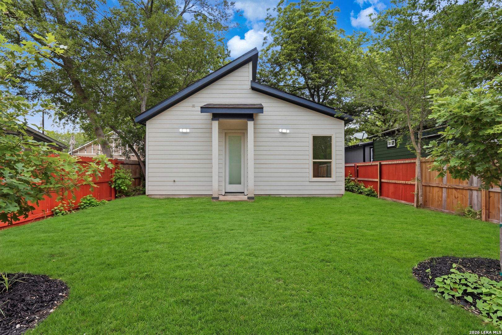 1204 Center Street San Antonio TX 78202
