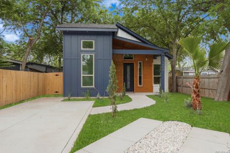1204 Center Street San Antonio TX 78202