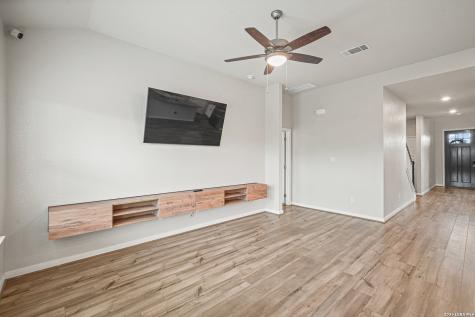 26067 Scenic Crest Boulevard Boerne TX 78006