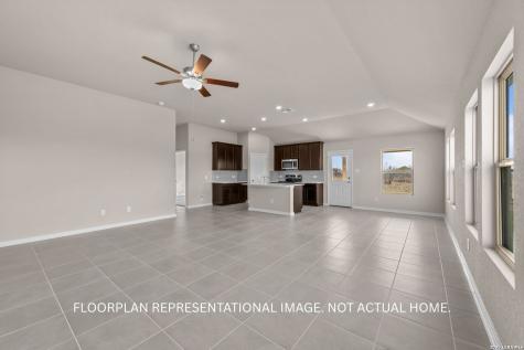 1032 Amber Lake Seguin TX 78155