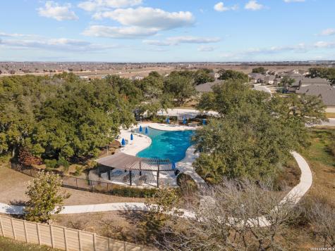 1032 Amber Lake Seguin TX 78155