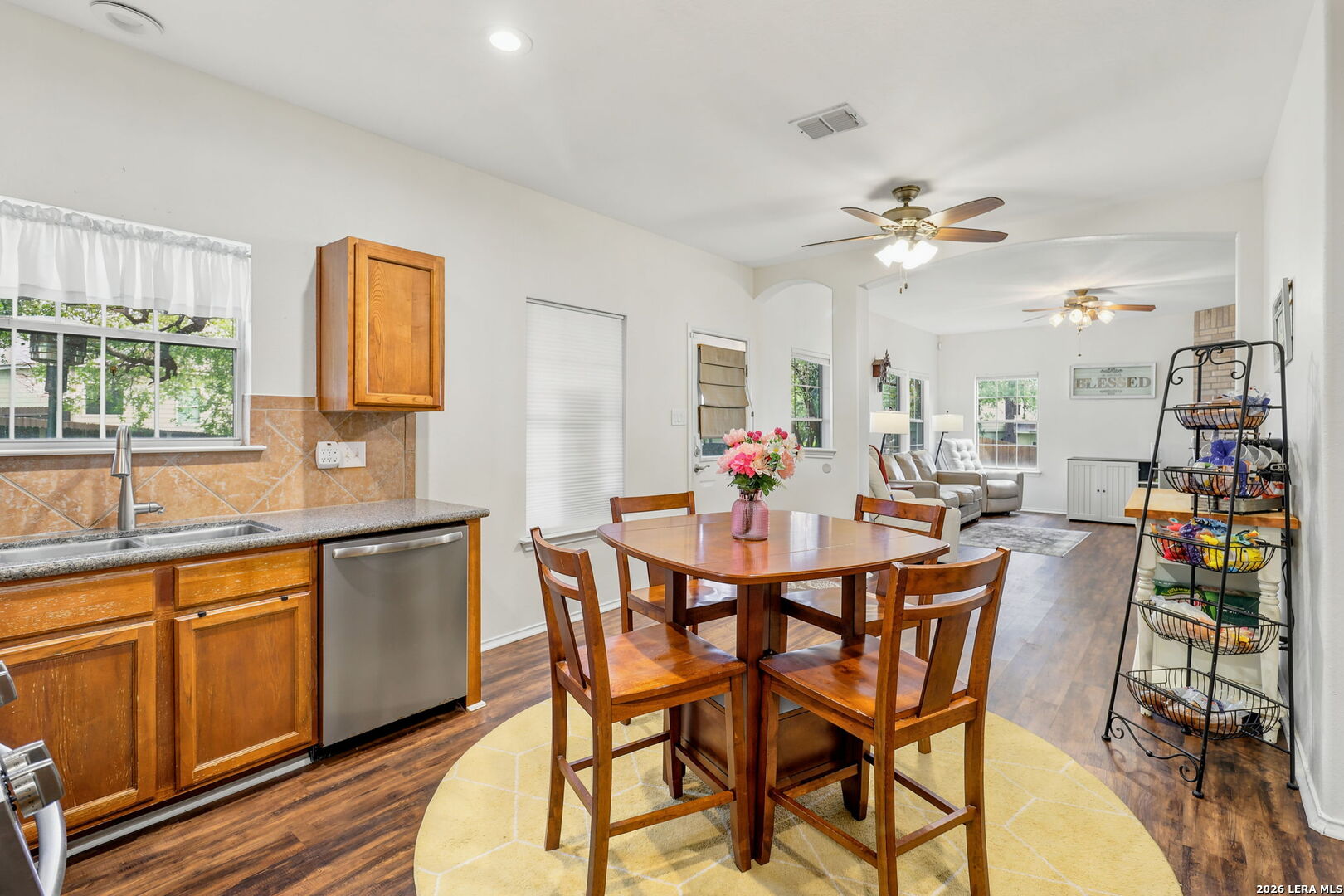 1006 Candlenut San Antonio TX 78245