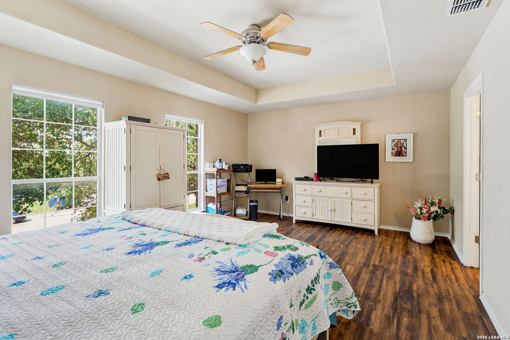 1006 Candlenut San Antonio TX 78245