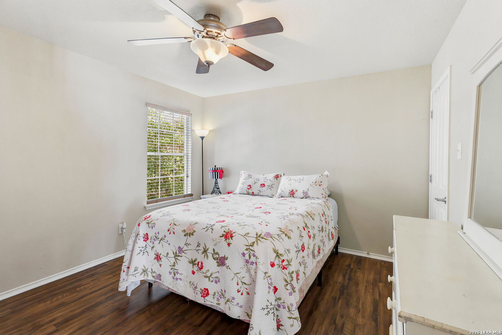 1006 Candlenut San Antonio TX 78245