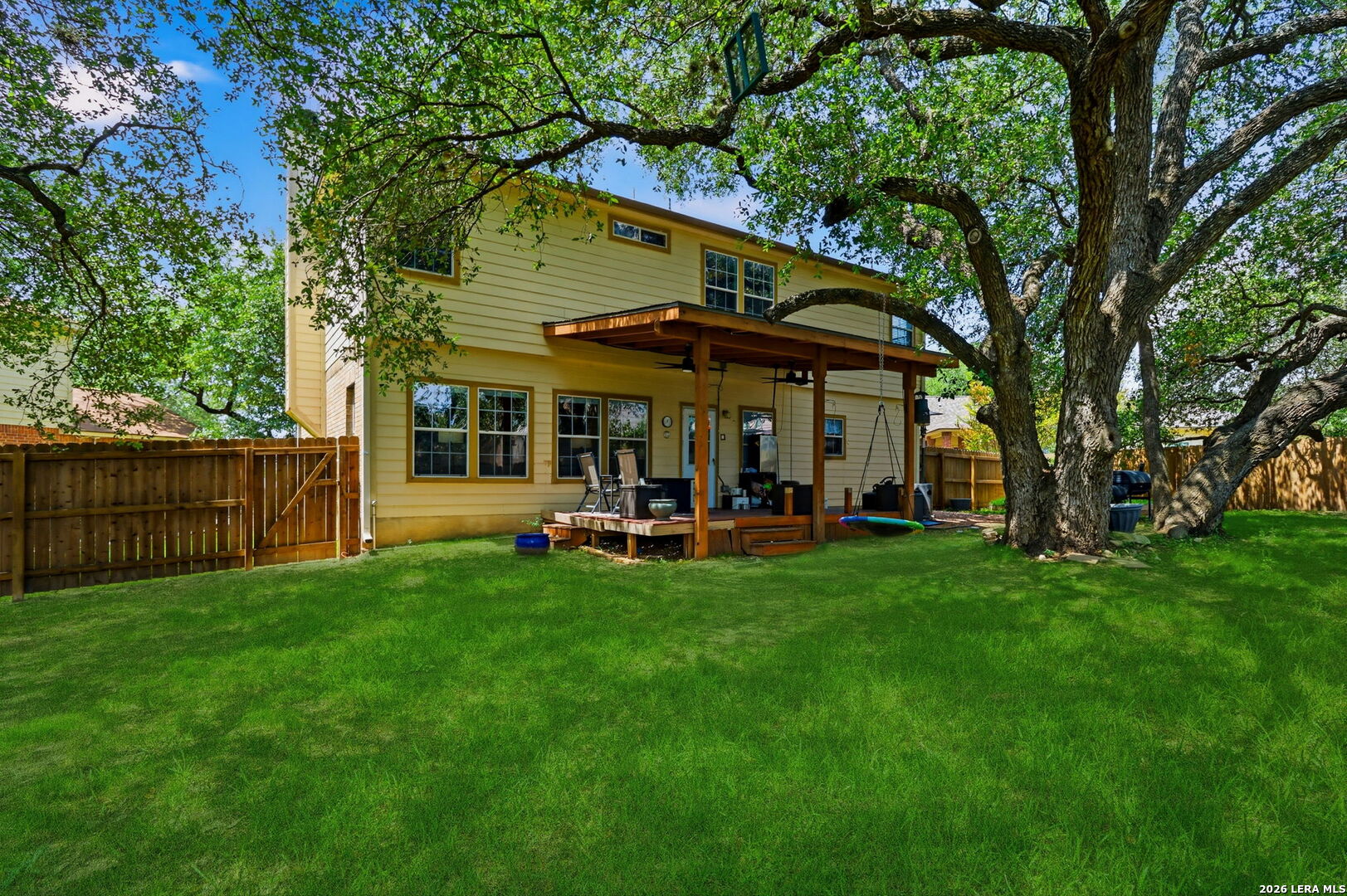 1006 Candlenut San Antonio TX 78245