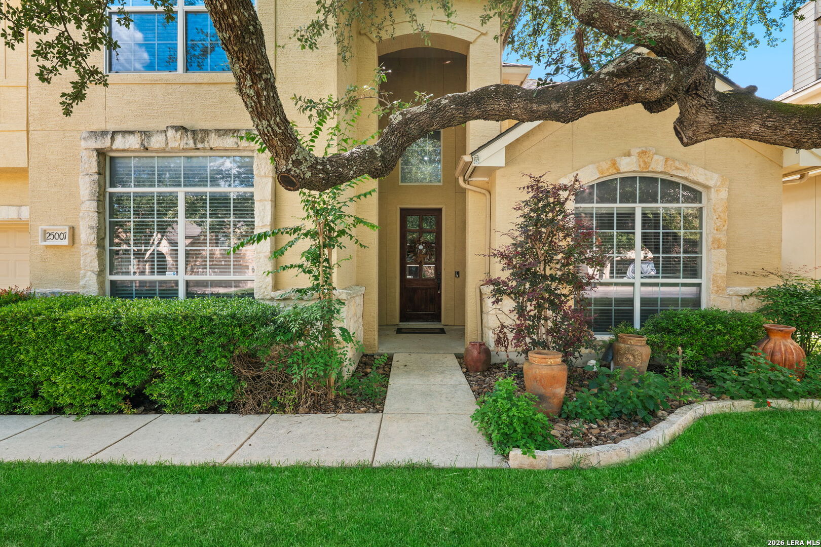 25007 White Creek San Antonio TX 78255